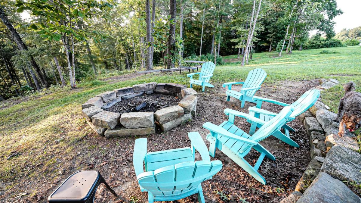 Red River Gorge Farmhouse Near Lake Fiber WiFi - Housity