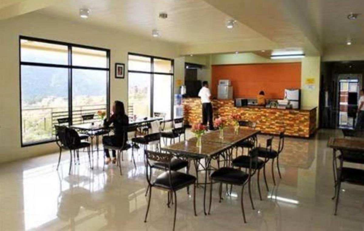 Suitetrails - 3 Pax Studio Foggy Cold Breeze,Condo in Gardenville Hotel