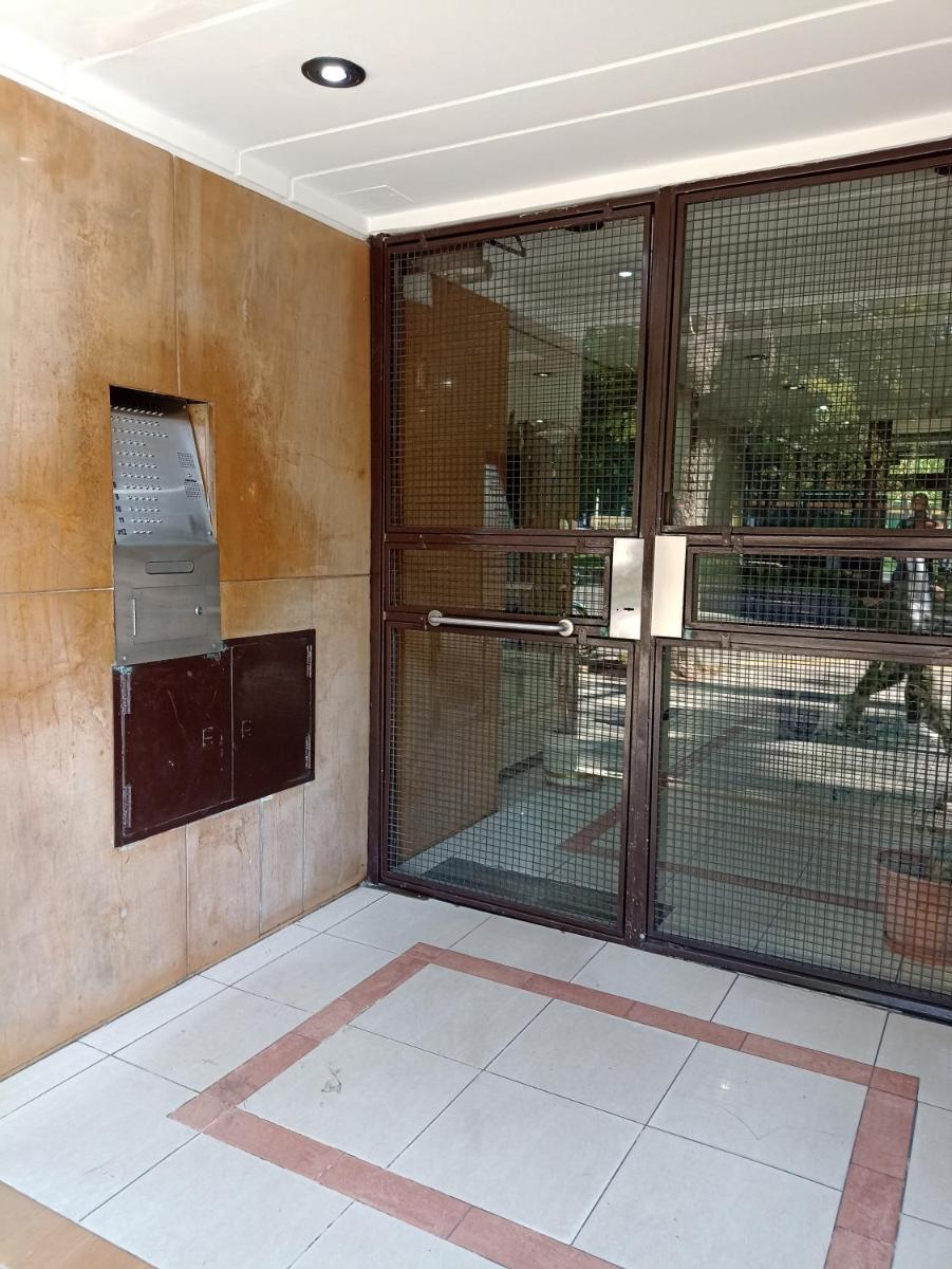 Departamento sobre la avenida 9 de julio - Housity