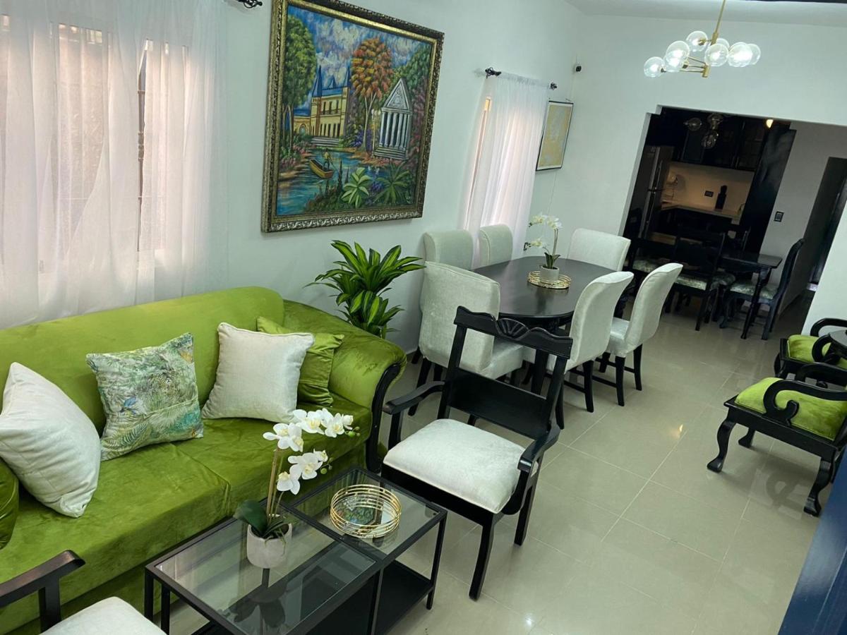 3 bedrooms with AC and 2 bathrooms home in Residential area - Housity