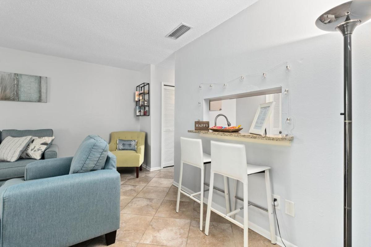 Shell house retreat - Housity
