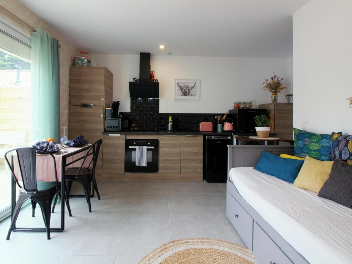 Gîte Beychac-et-Caillau, 2 pièces, 2 personnes - FR-1-440-393 - Housity