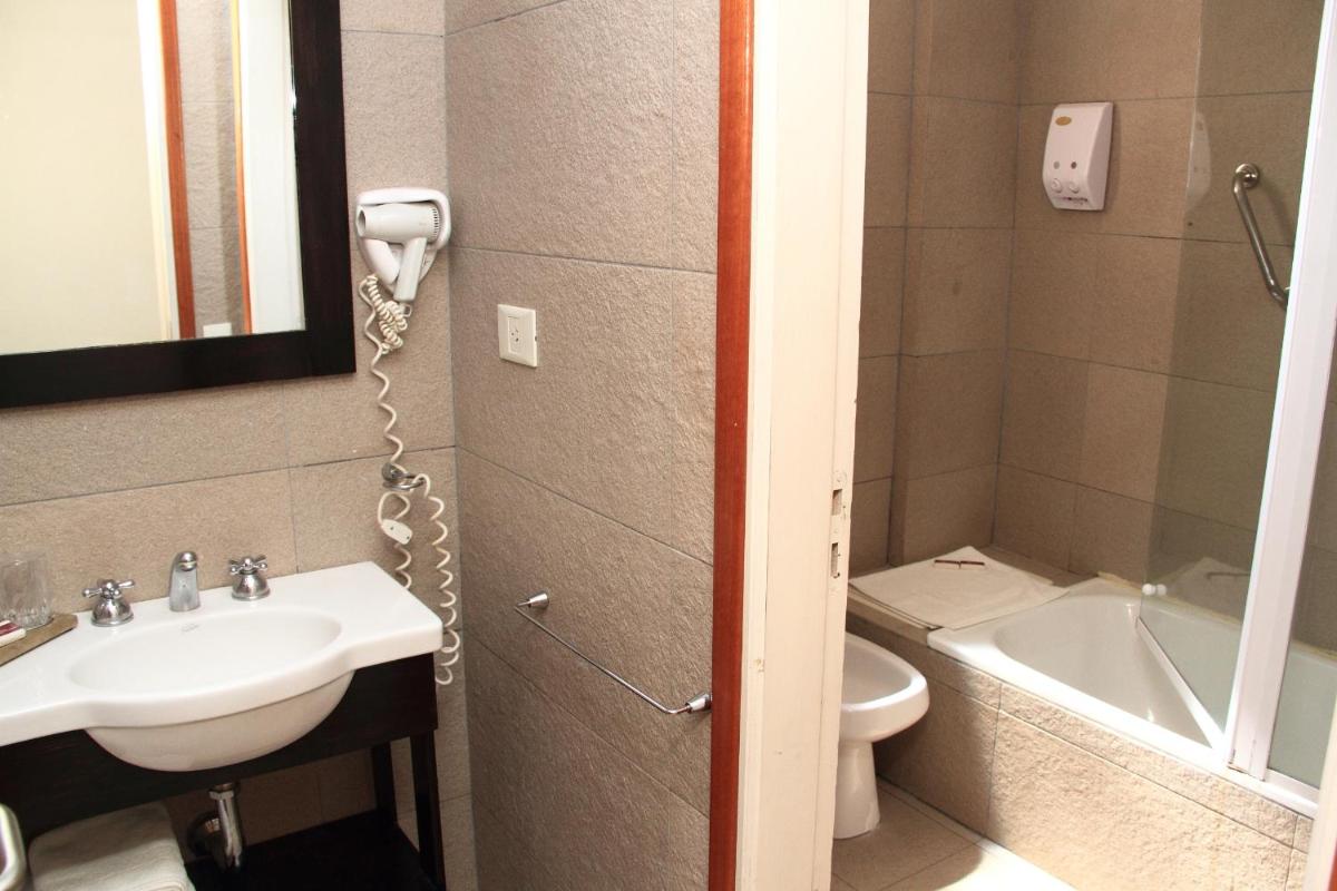 De Los Arroyos Apart Hotel - Housity