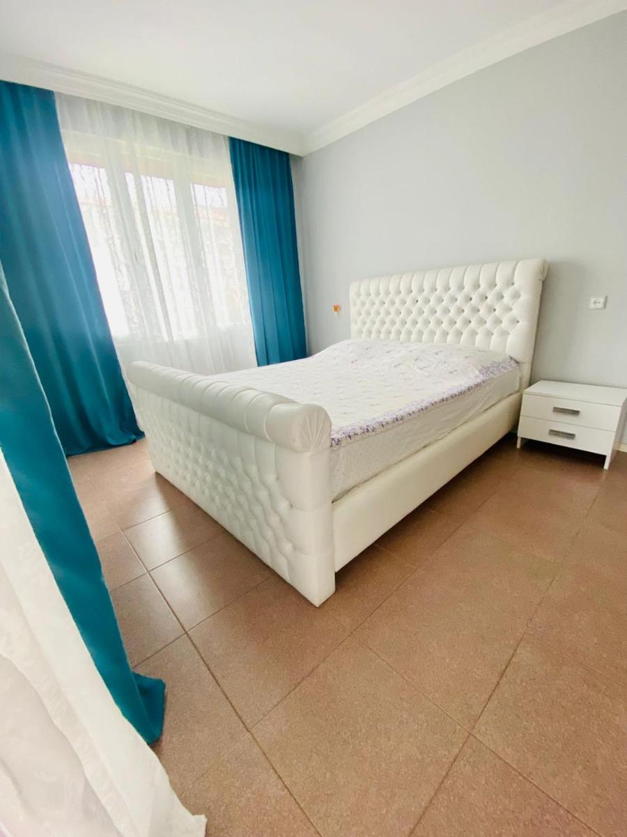 Lucky House - Housity