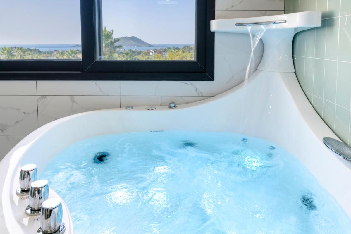 Liverpool & Spa - Housity