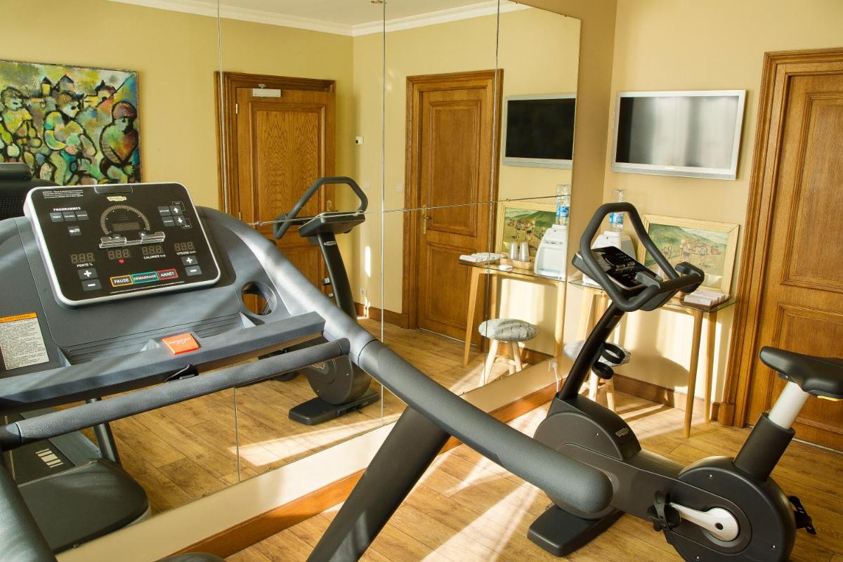 Salle ou équipements de sports de l'établissement Hotel De France