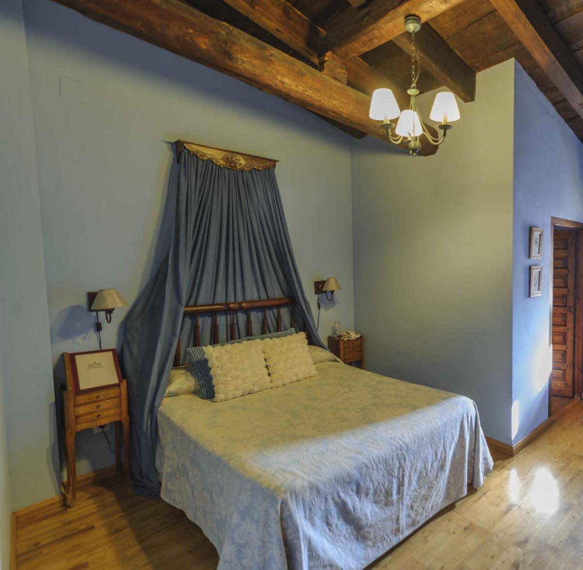 Hotel Los Leones - Adults Only - Housity