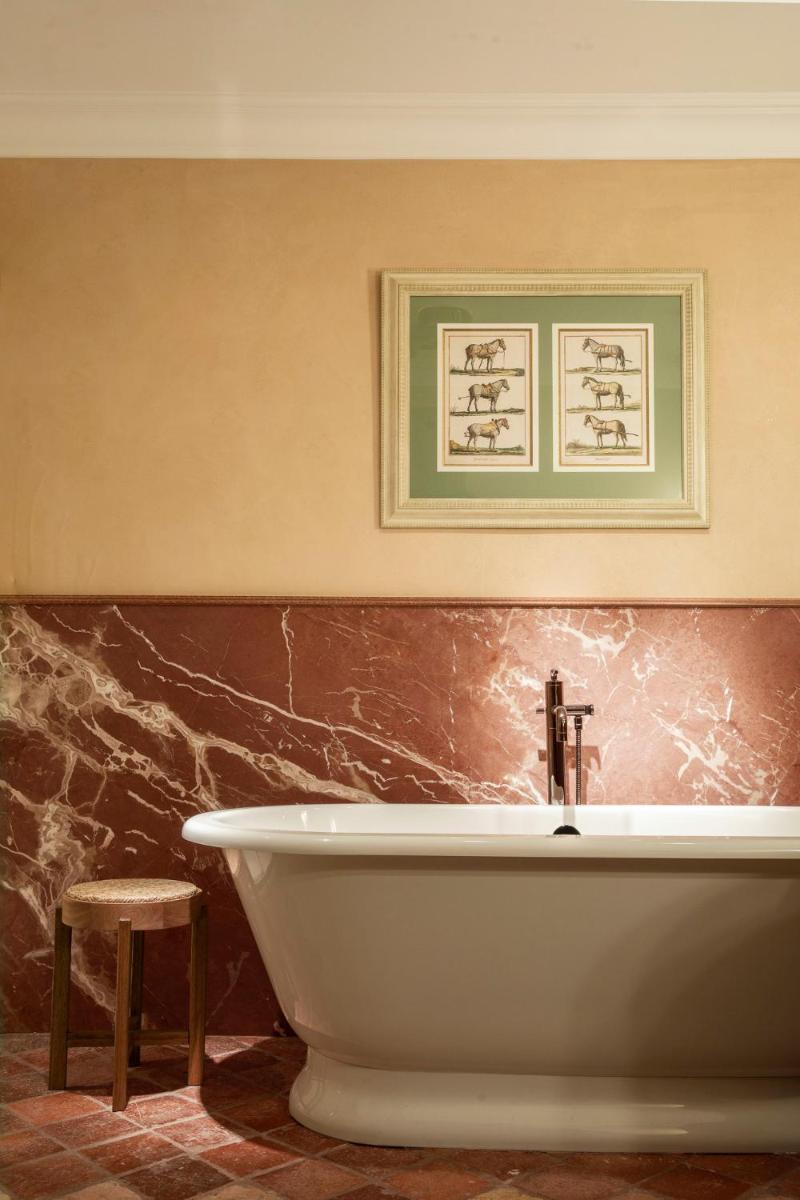 Salle de bains dans l'établissement Relais Bernard Loiseau