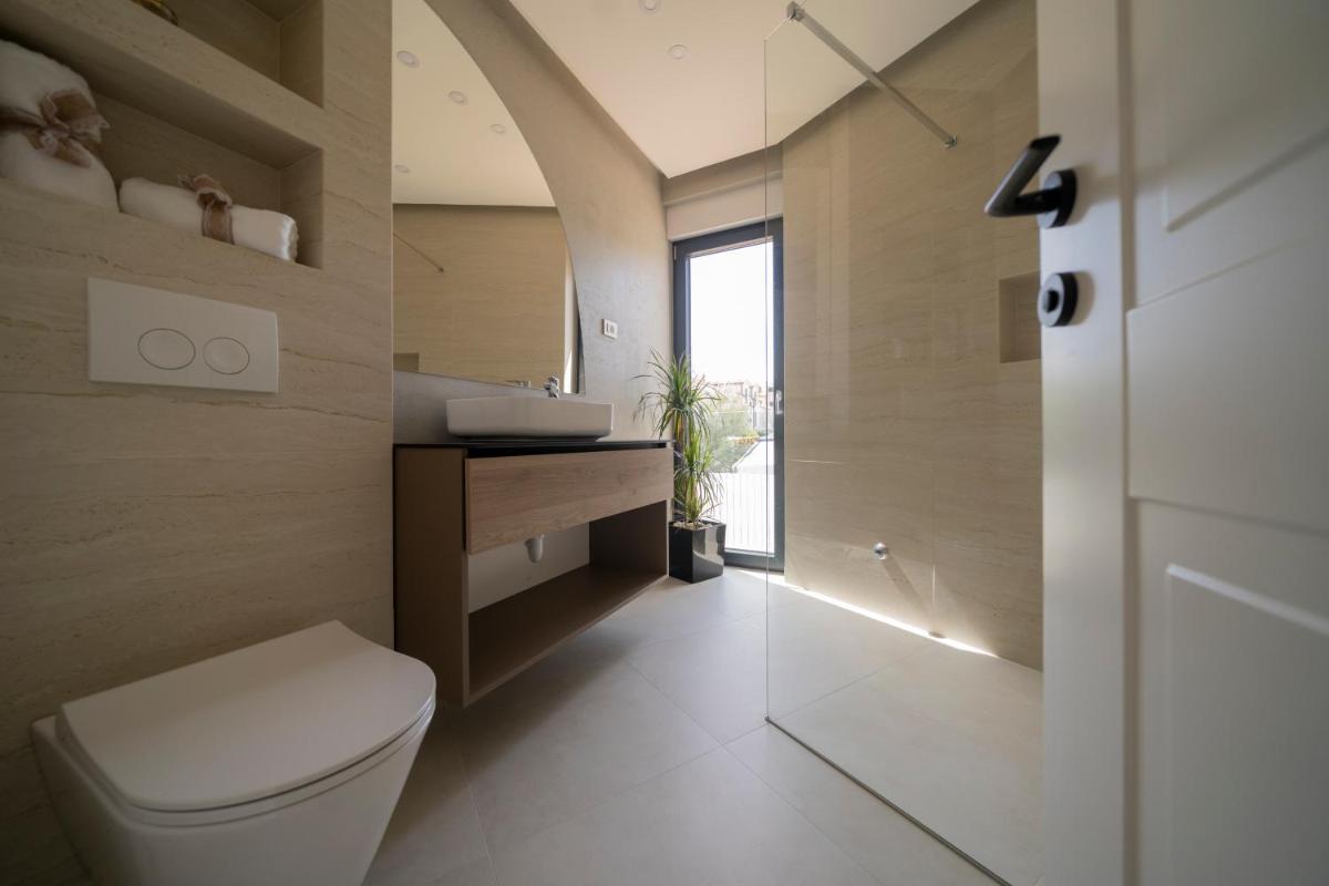 DʻArt Villa - Housity
