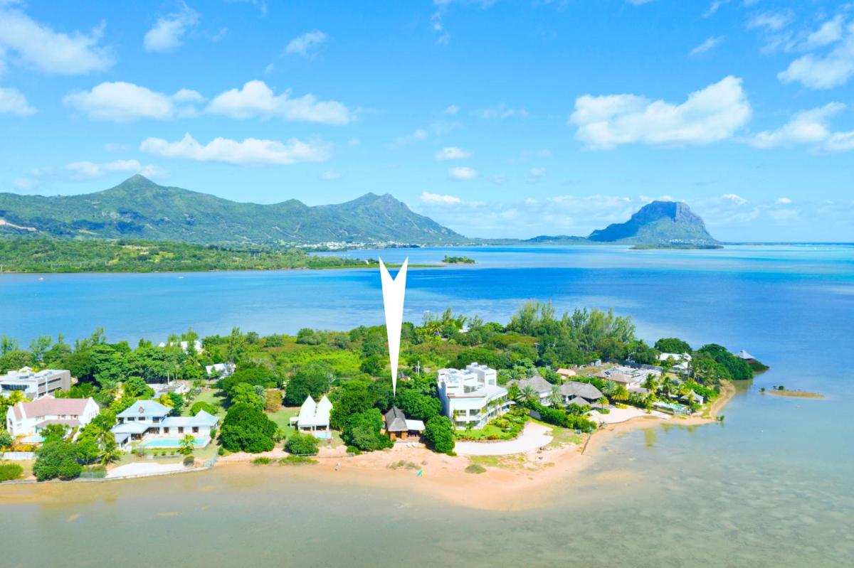 Grants Cottage waterfront - Housity