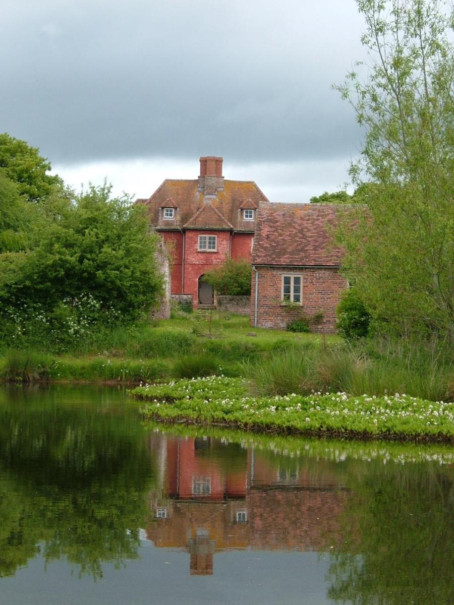 The Lamb Shed - peaceful small barn on lovely farm - Housity