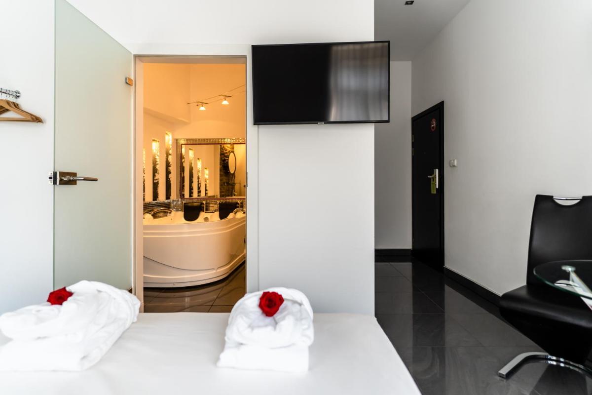 Komorowski Luxury Guest Rooms - Housity