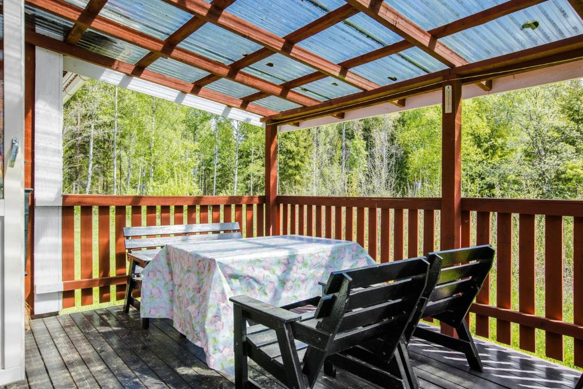 Cozy cottage with 500 m to lake and rowing boat - Housity