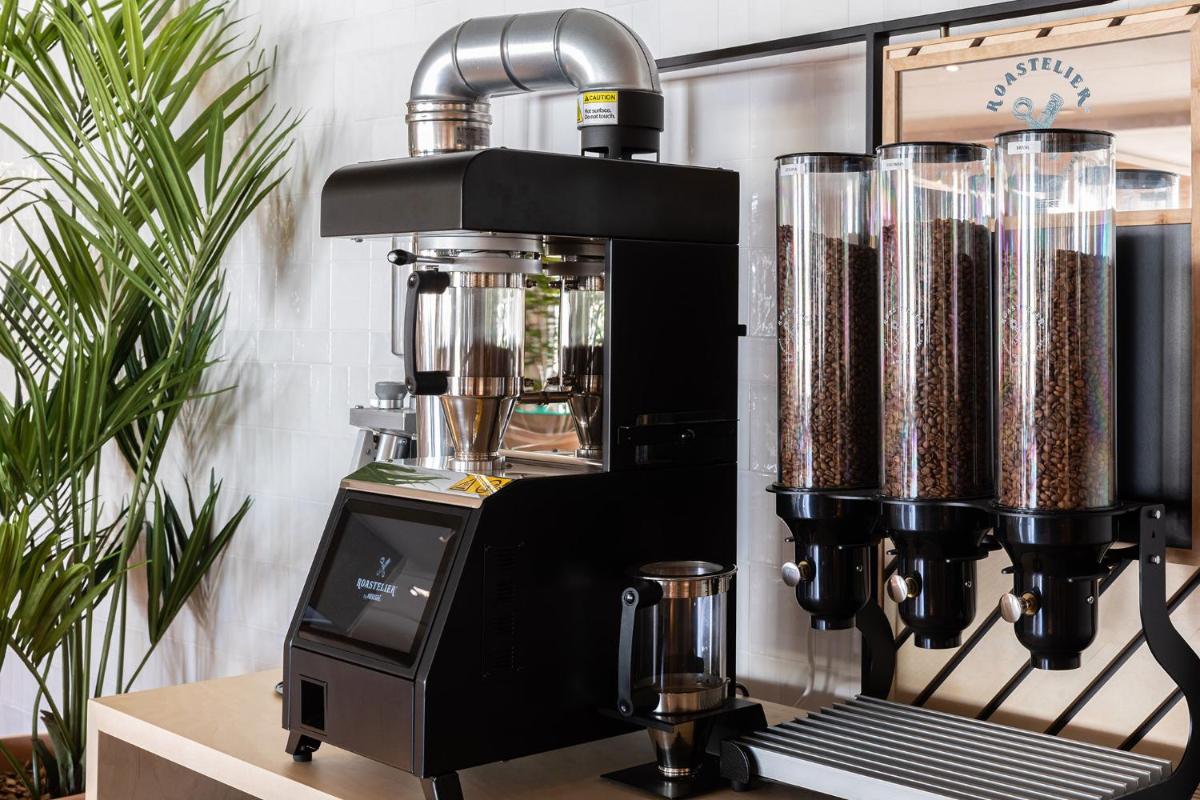 Utensilios para hacer té y café en Atzavara Hotel & Spa