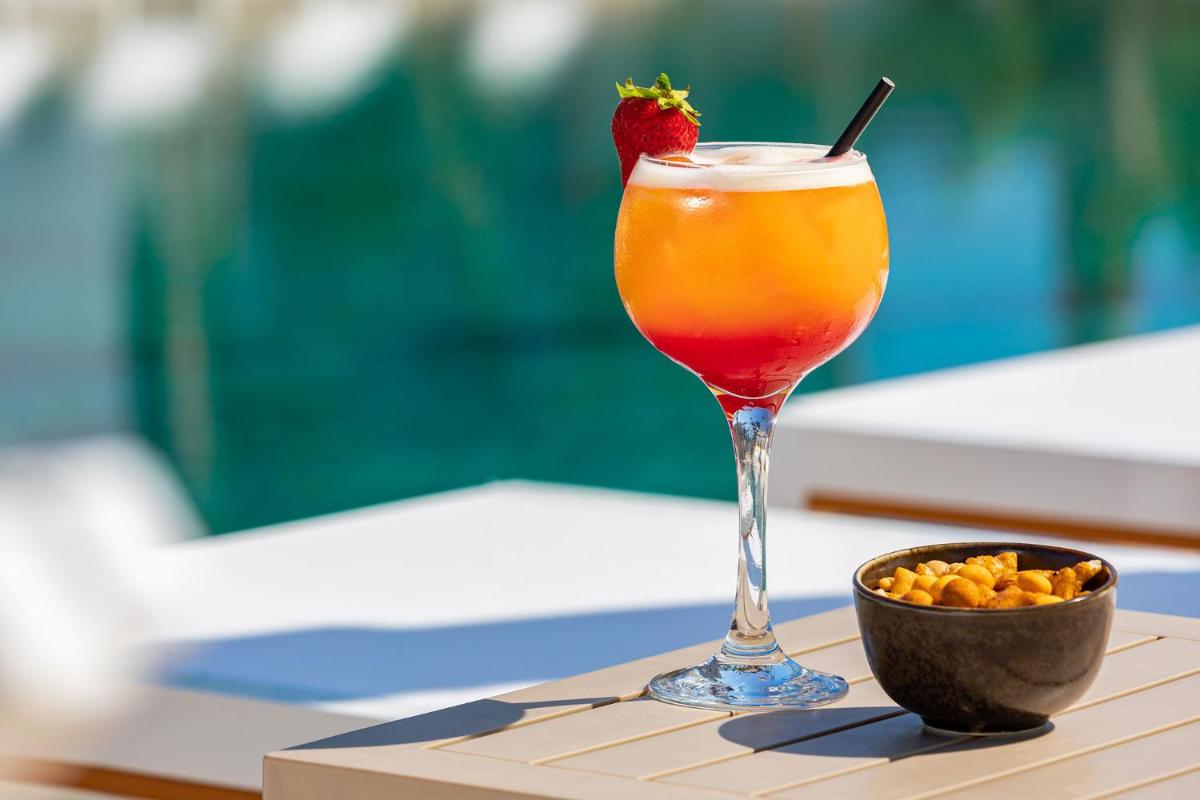 Bebidas en Atzavara Hotel & Spa
