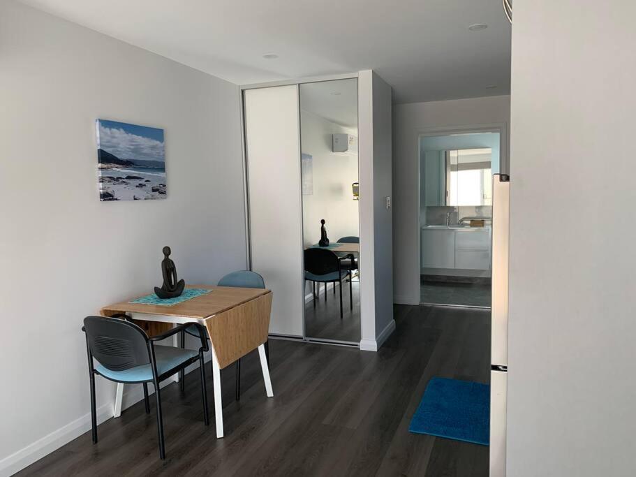 North Hobart, Tranquil Retreat, No Stairs, Access - Housity