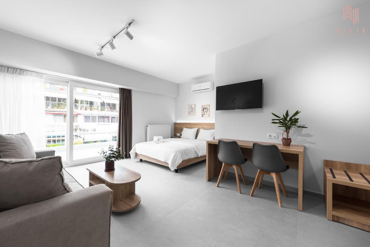 P30, Nilie Hospitality MGMT - Housity