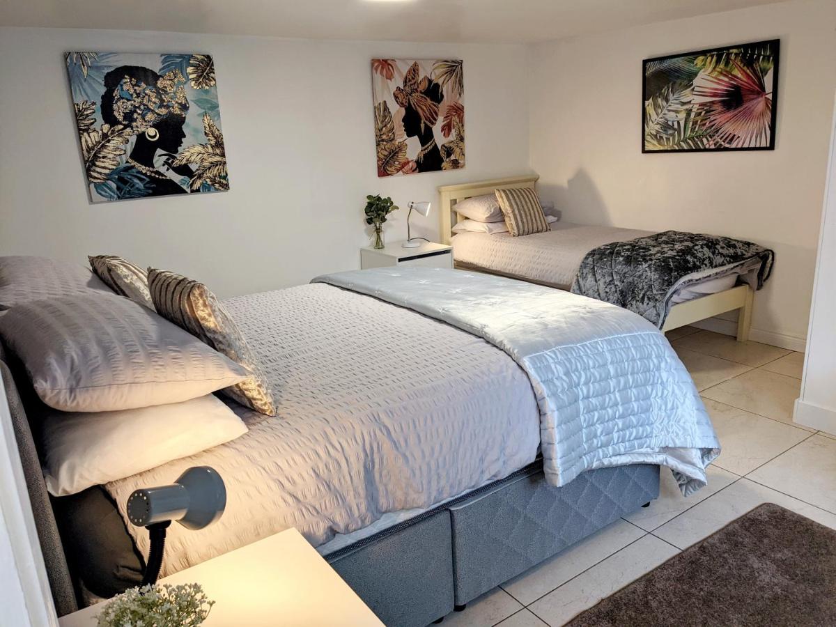 Forest View Impeccable two bedroom house - Housity
