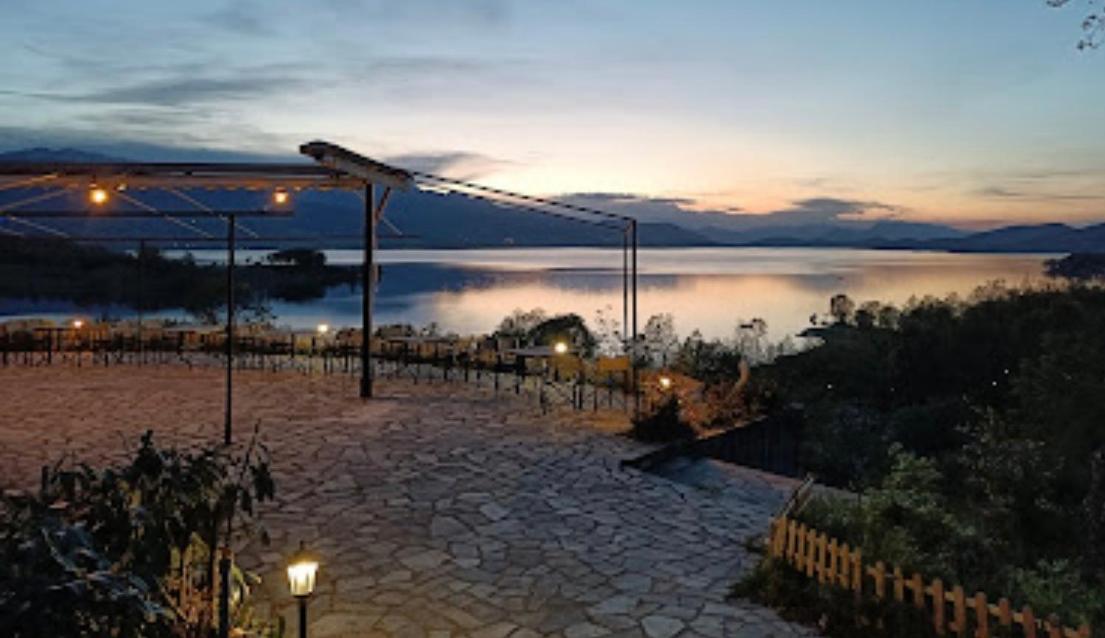Ξενώνας Παρατηρητήριο Υπερώον - Housity