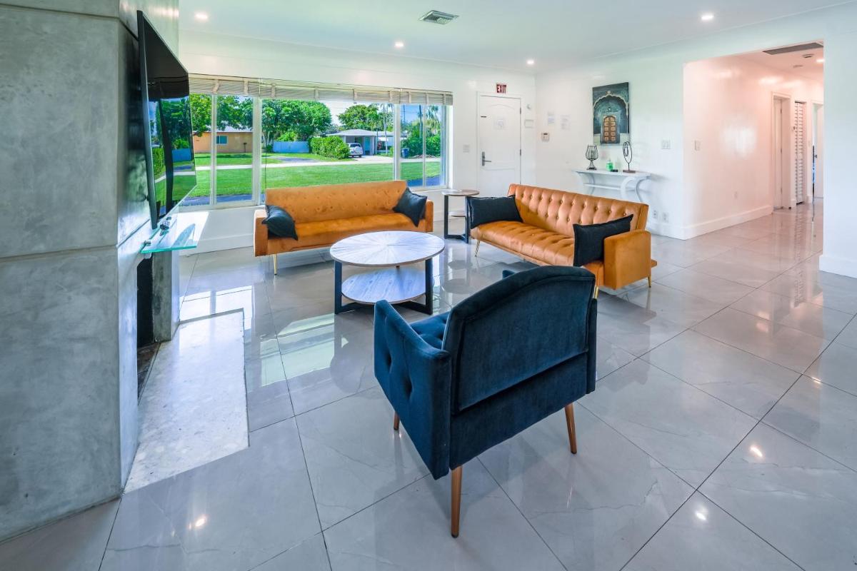 Luxury Hollywood beach house - Housity