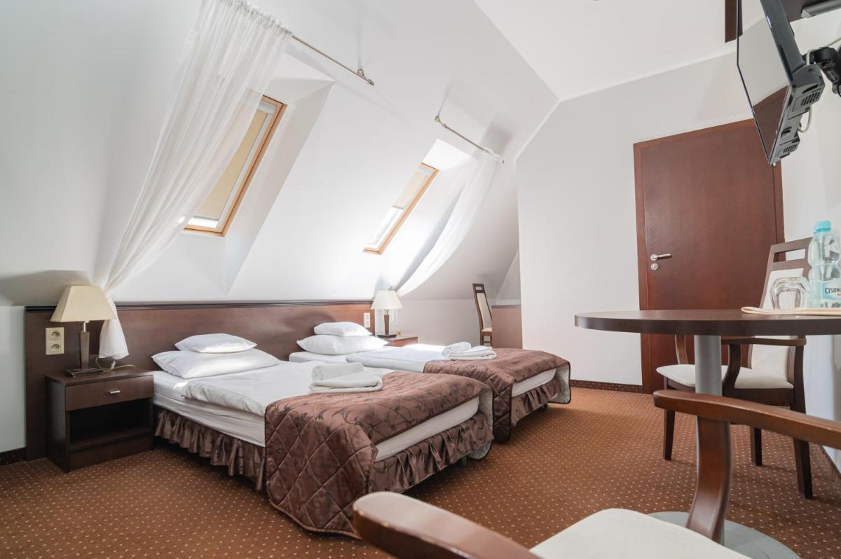 Hotel Pod Filarami - Housity