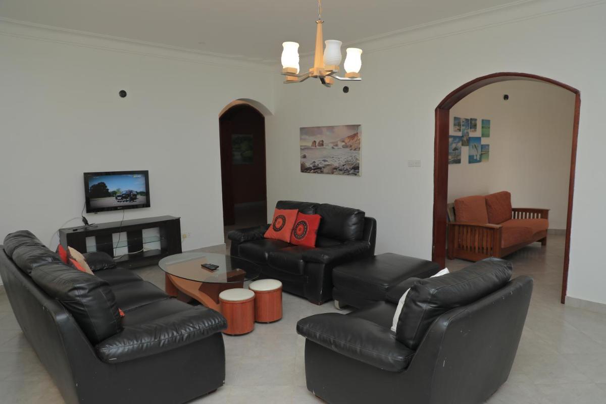 SILVER OAKS HOTEL Boma - Housity
