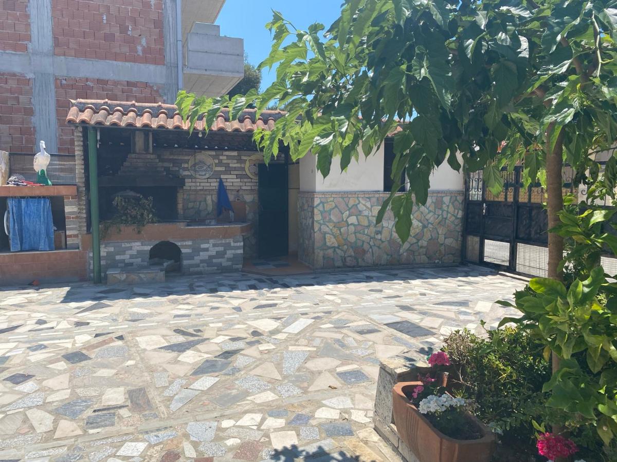 Villas Apartments SHAHAJ - Housity