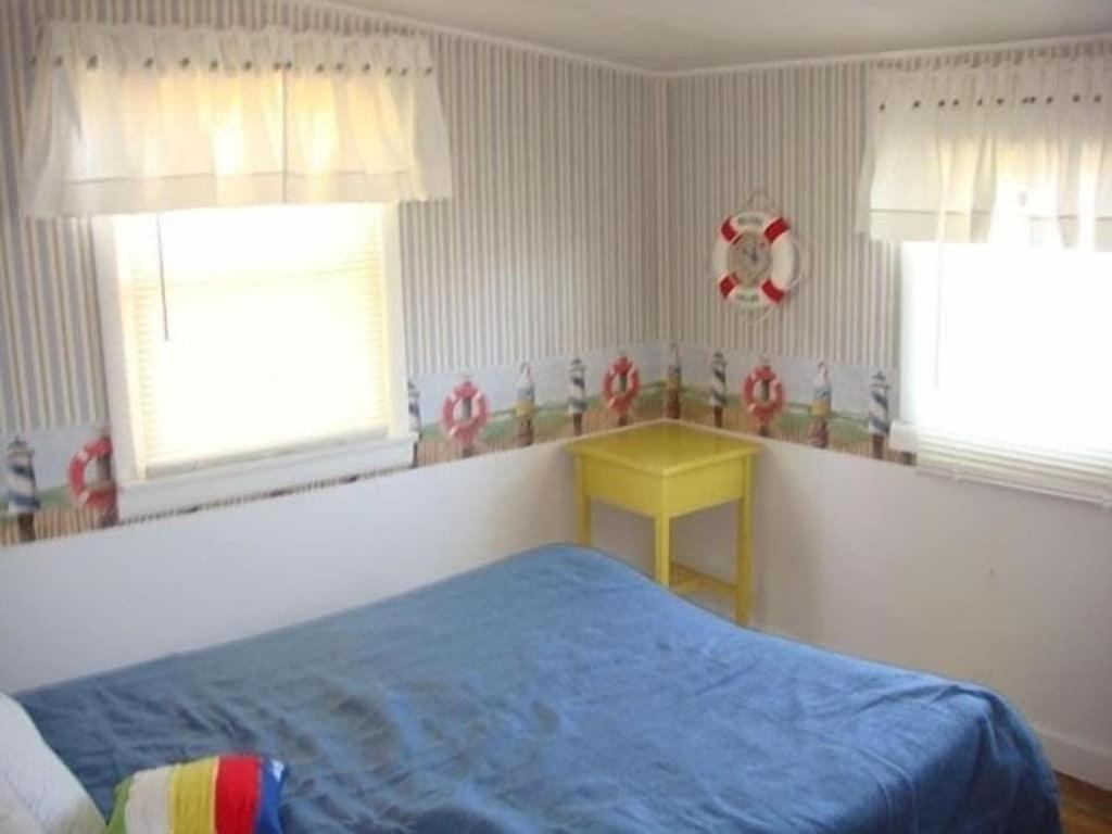 Blue Lagoon - - Housity
