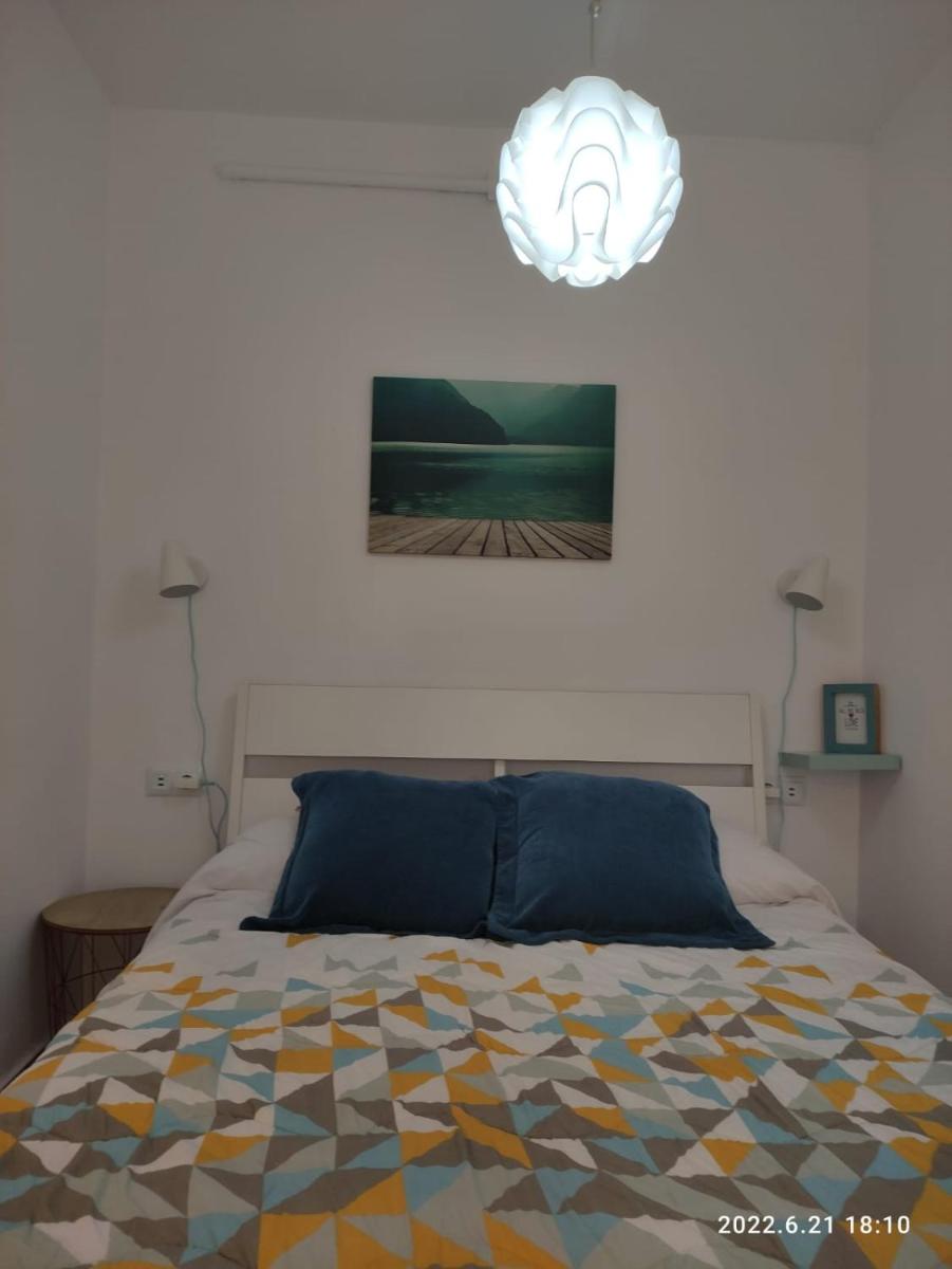 Hand Made - Housity