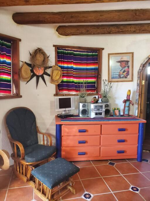 Casita - Studio one minute walk to beach - Housity