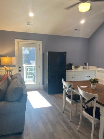 Wild Horse Inn - Housity