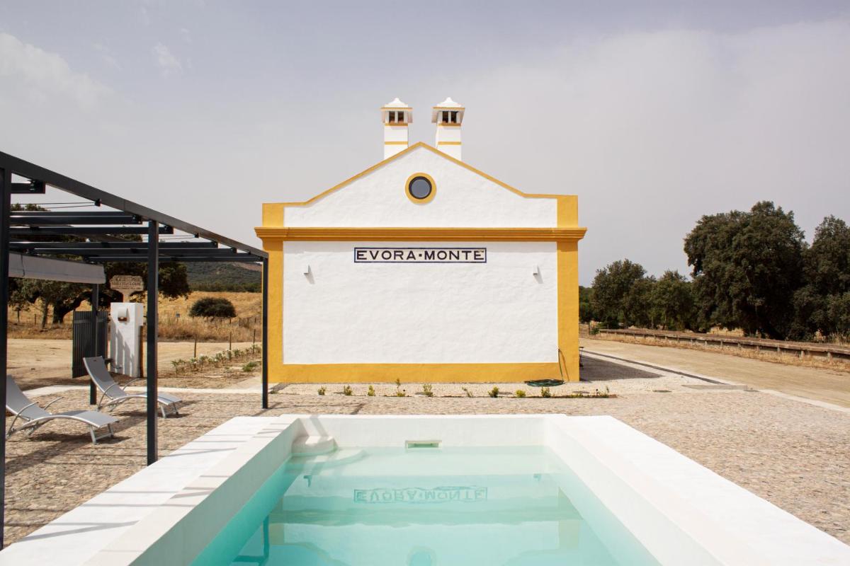 Casas do Apeadeiro de Evoramonte - Housity