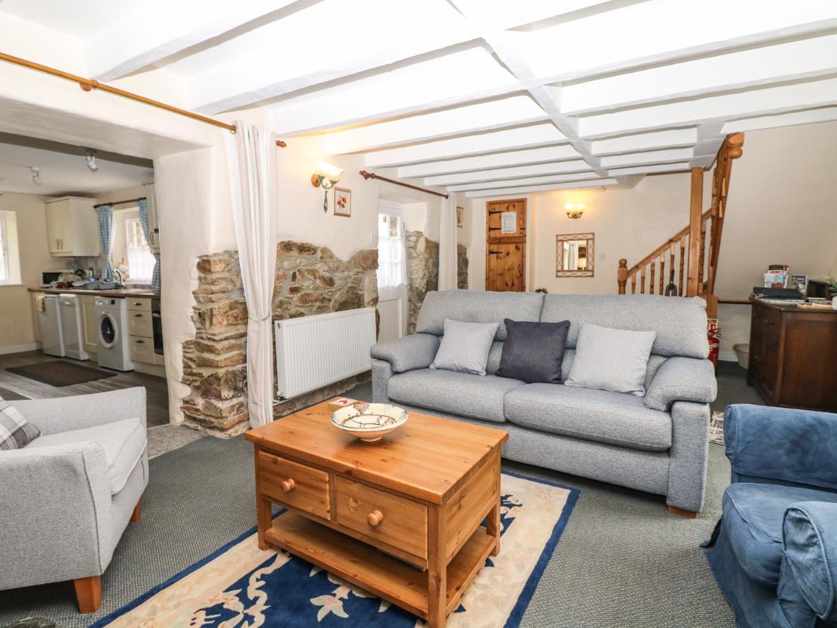 Badger Cottage - Housity
