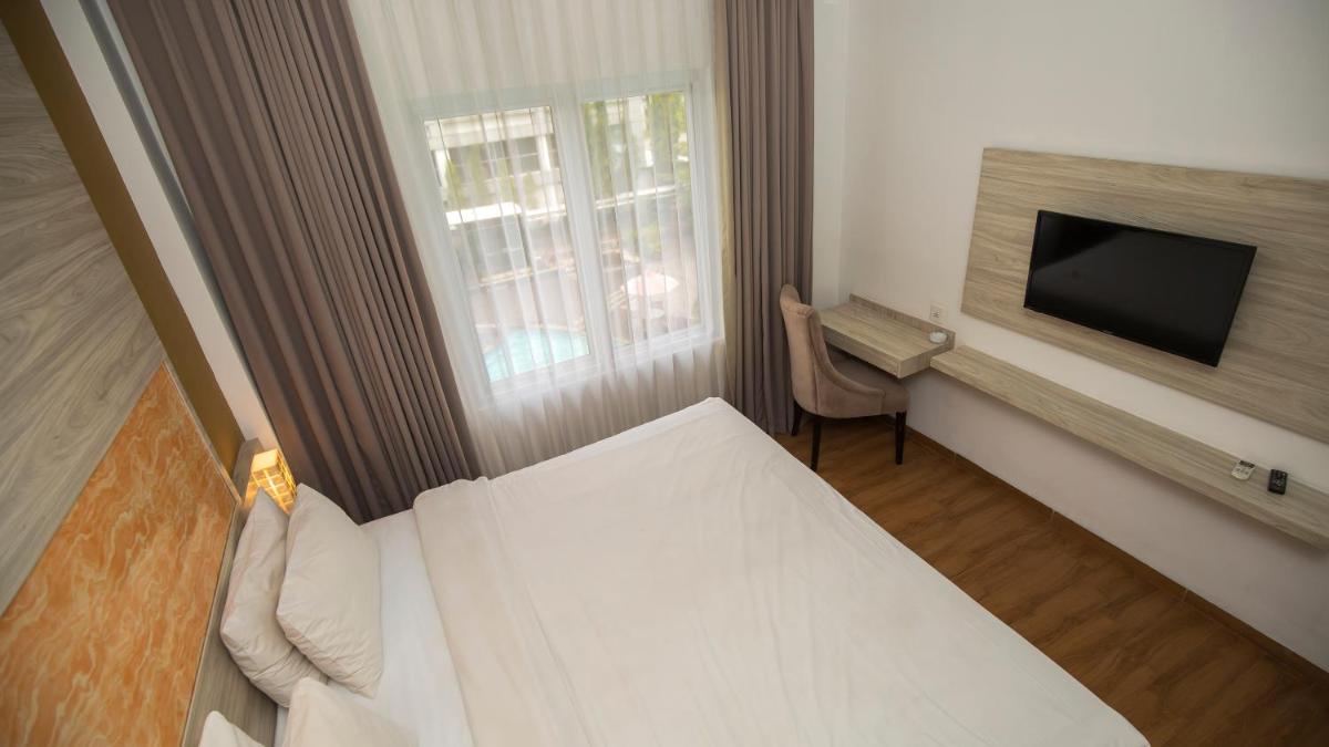 Akshaya Hotel Karawang - Housity