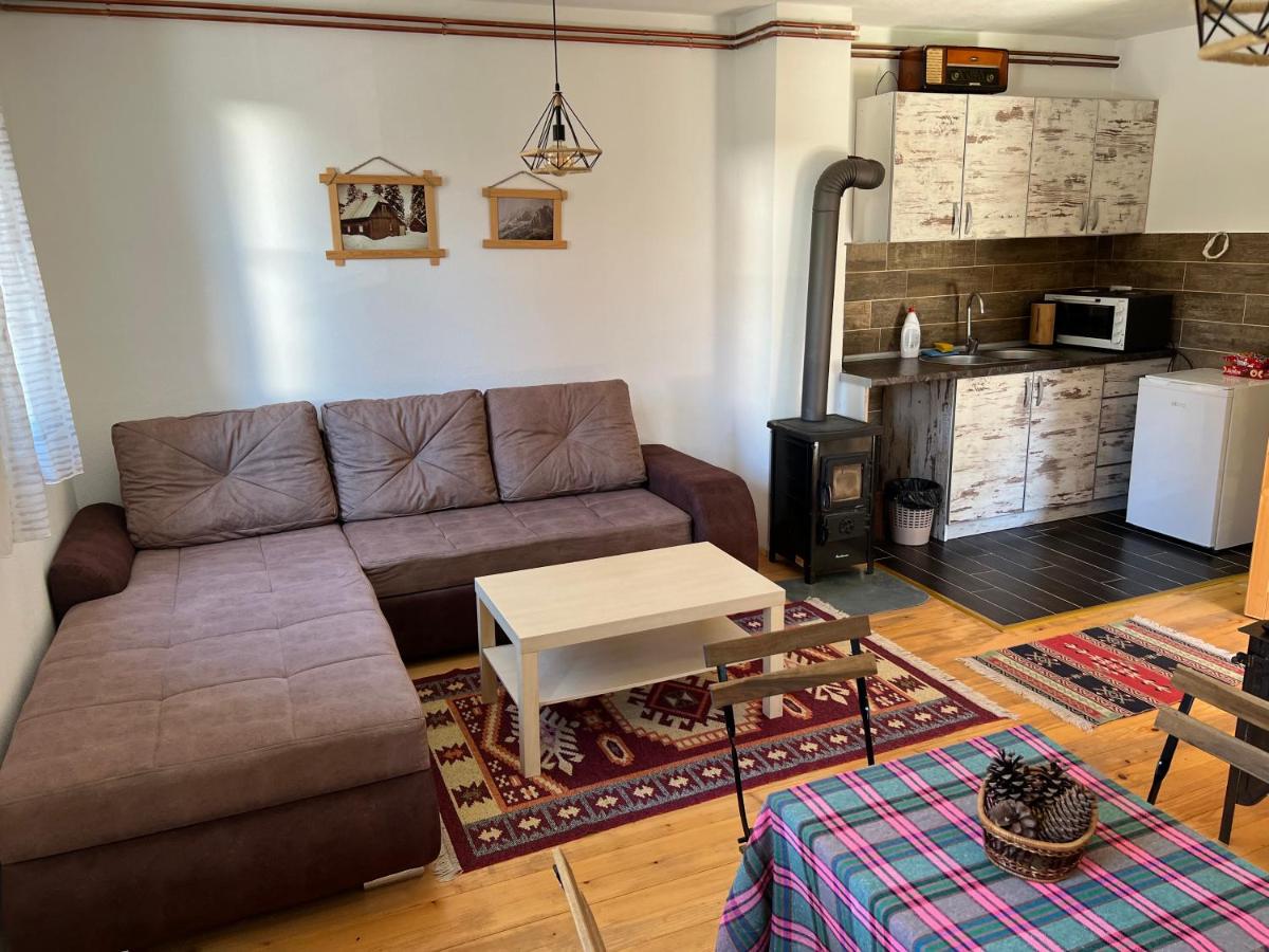 Dormire Apartmans - Housity