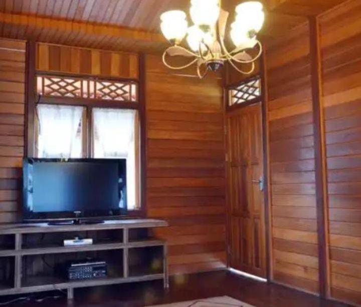 Suitetrails - The Kulawi Villa & Resort