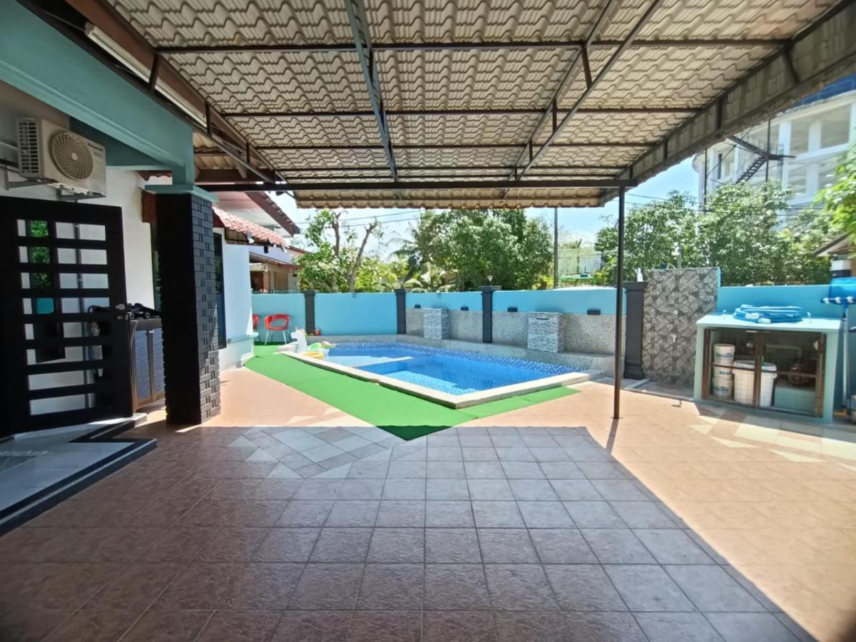 Suitetrails - RUMAH RAISHA PRIVATE POOL
