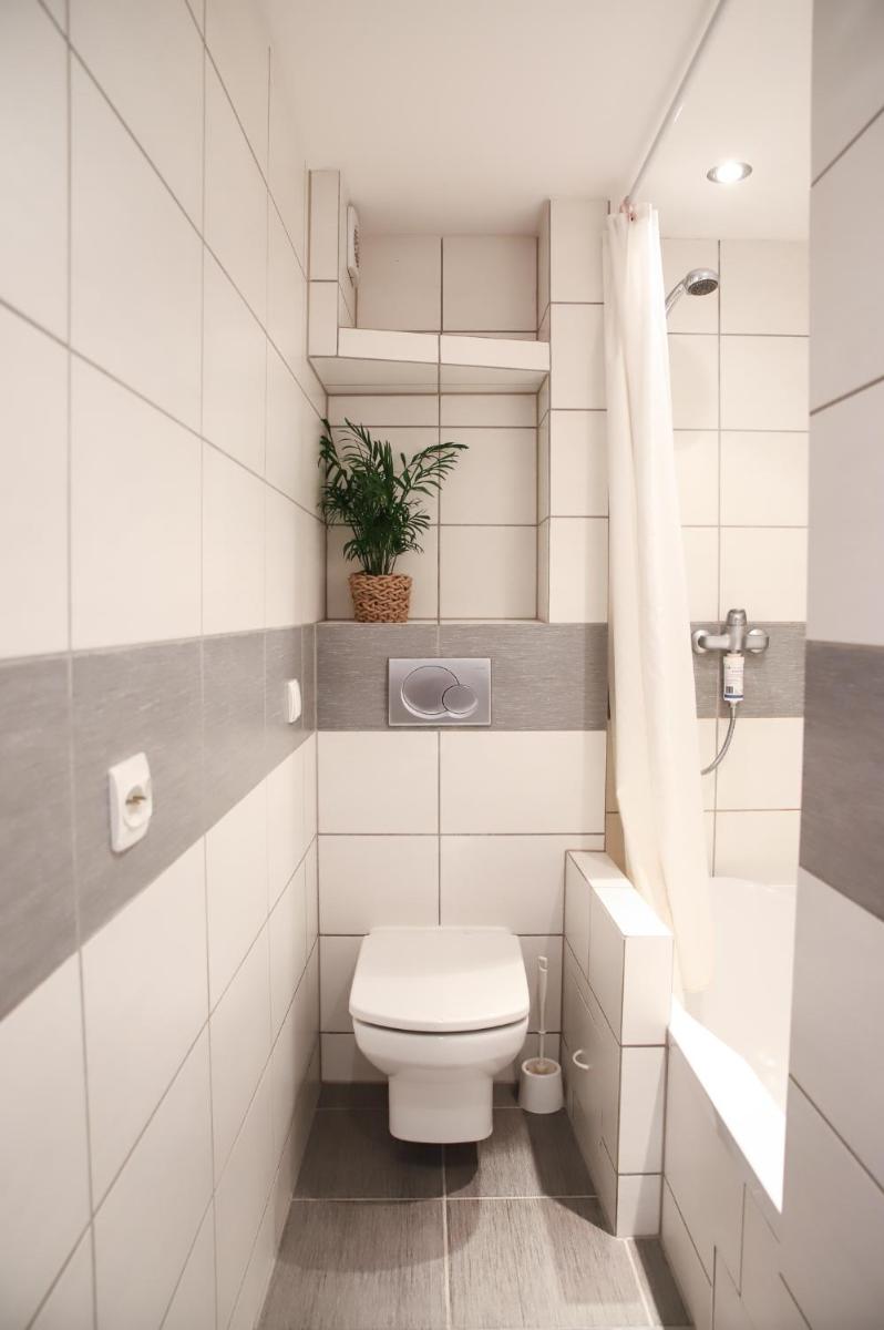 Lovely apartment in city Center of Jelenia Gora. - Housity