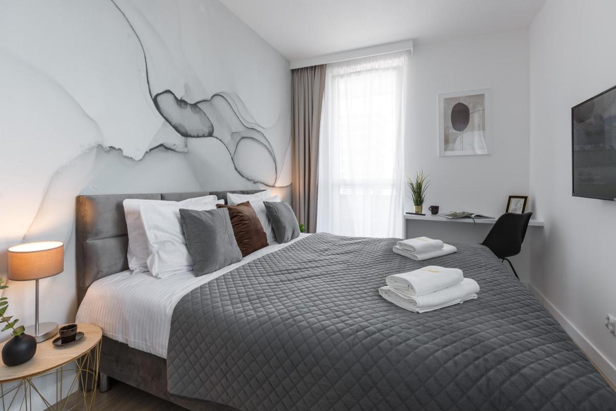 Emihouse Skyline Apartments - Housity