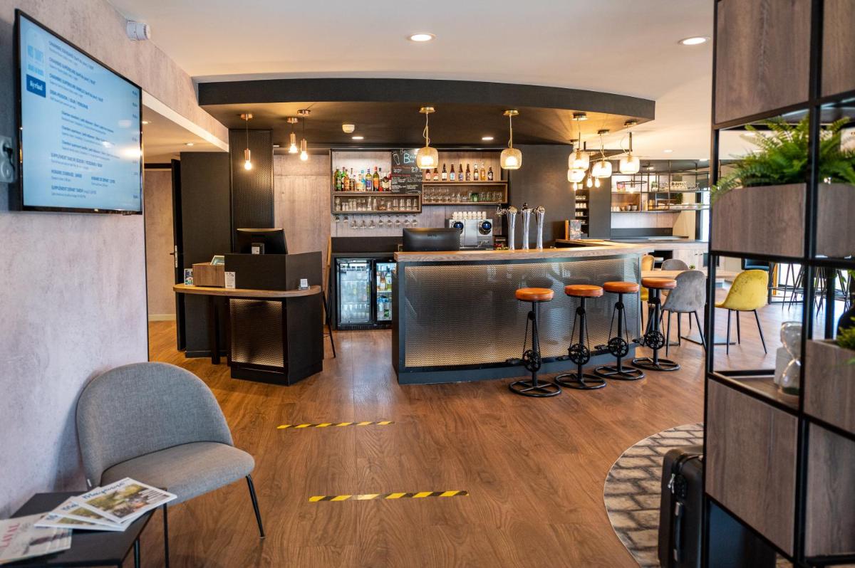Kyriad Hotel Laval - Housity