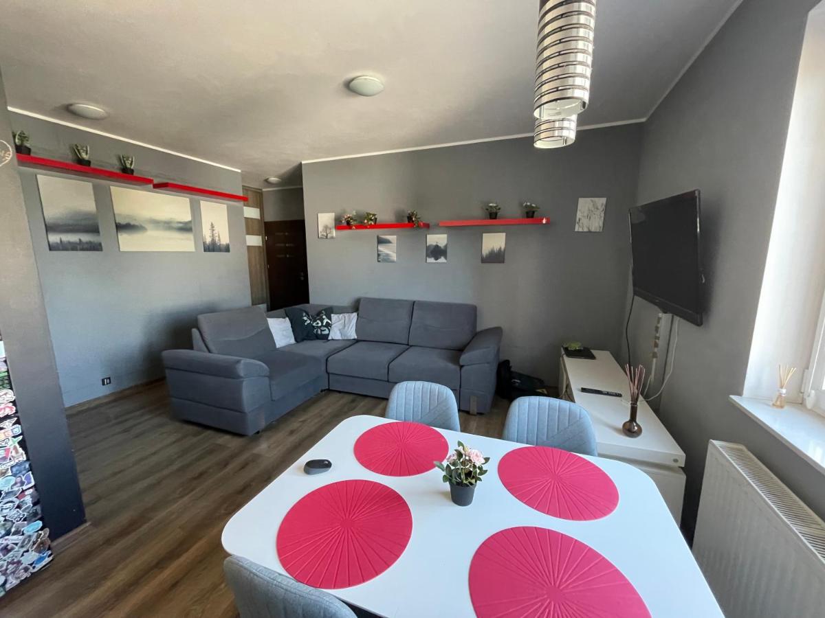 Gdynia Apartament 42 m z miejscem w Garażu z Windą blisko centrum i morza - Housity