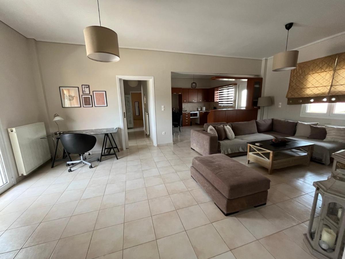 ILION Air Host - near Athens International Airport - Housity
