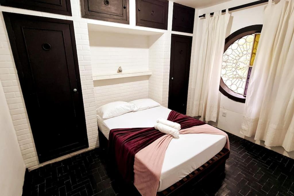Paty Relaxar é seu refúgio na serra! Com sauna, hidromassagem aquecida, churrasqueira, piscina e muito mais - Housity