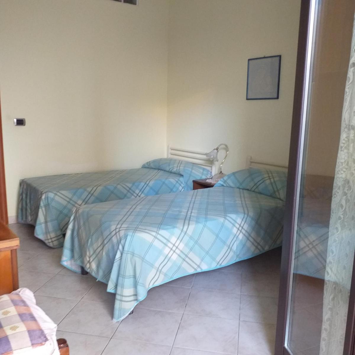 House Maya & Niky - Housity