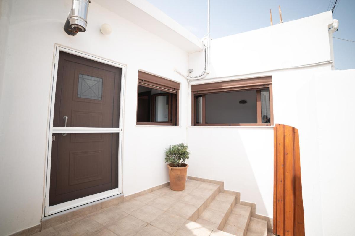 Armonia House 1 bedroom 3 guests bath tub & patio - Housity