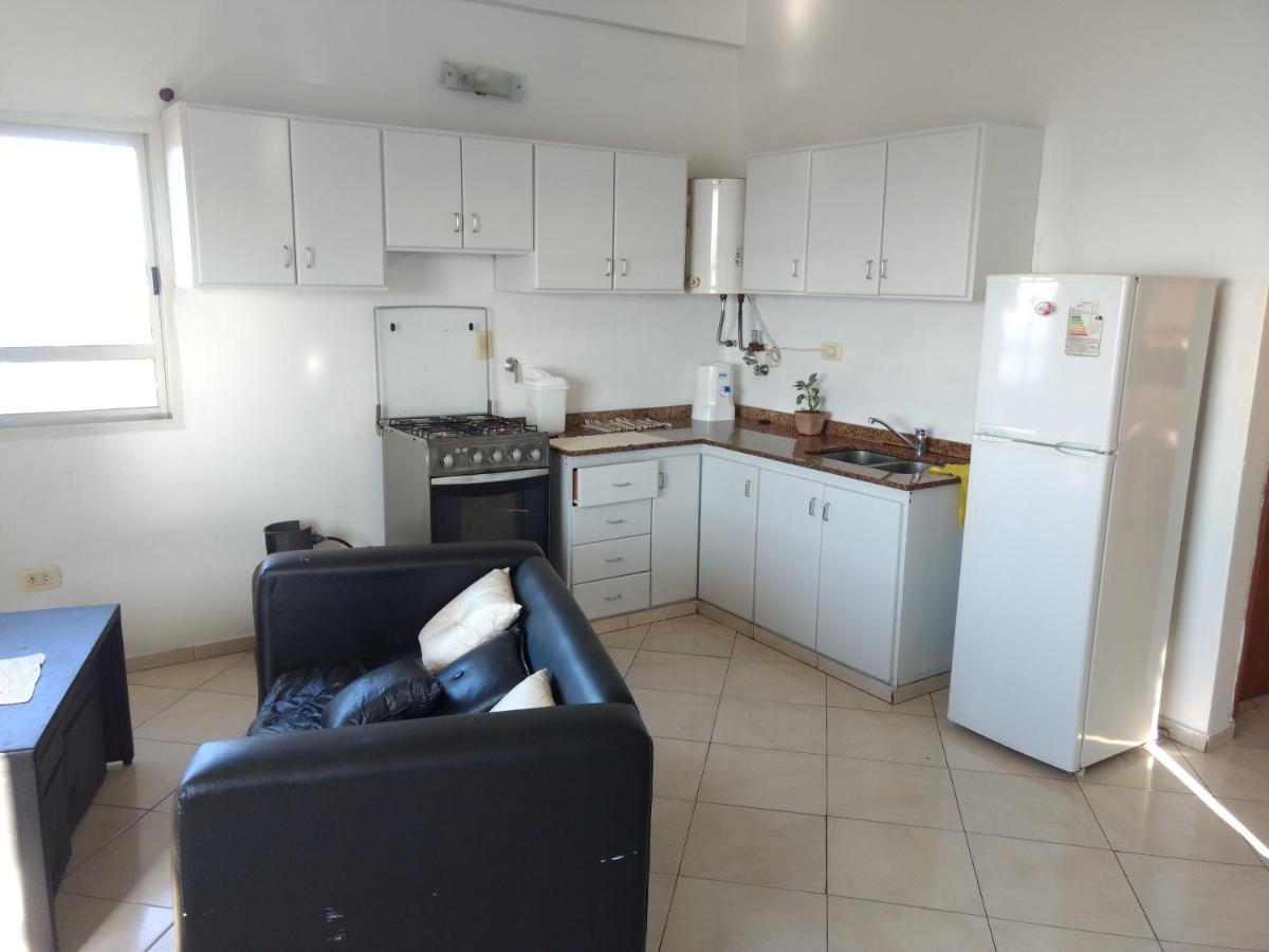 Hermoso Departamento Con Vista al Río y Parrilla - Housity
