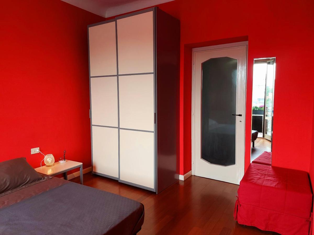 Garibaldi Station - L' Isola che c'è Apartment - 12 mins to Rho Fiera Milano - Housity