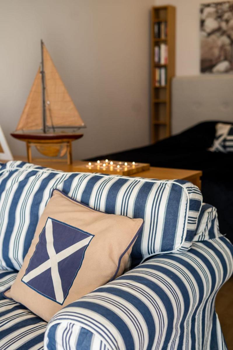 Suitetrails - Lillmåsen Naantali - atmospheric and very comfy studio