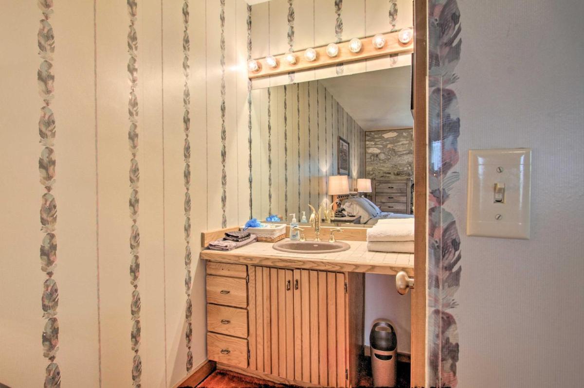 Historic Helena Retreat - Near Dtwn and Mt Helena! - Housity