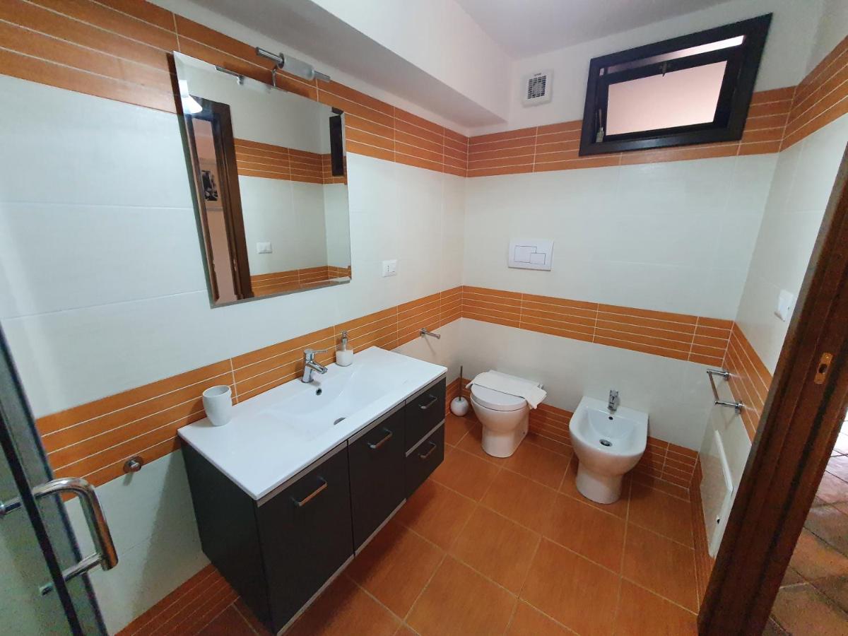 Suitetrails - Casa La Ferula apt3 vicino al mare e Taormina con terrazza panoramica